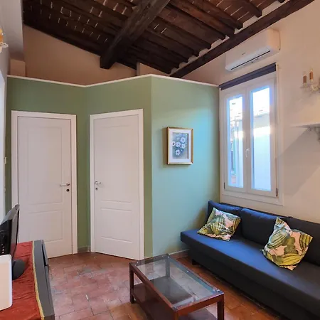 Lg In Santa Croce Apartment Florenz